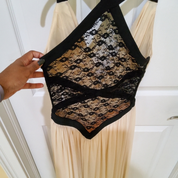 Long Dress - Picture 9 of 10